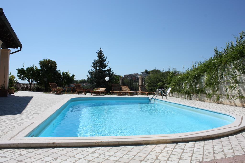 B&B Villa Floriana Торторето Экстерьер фото